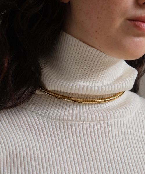 TINA：JOJUN（ティーナジョジュン）の「316L スネークチェーンネックレス TINA：JOJUN（ネックレス・レディース・ゴールド・F）」の4枚目の写真