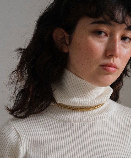 TINA：JOJUN（ティーナジョジュン）の「316L スネークチェーンネックレス TINA：JOJUN（ネックレス・レディース・ゴールド・F）」の9枚目の写真