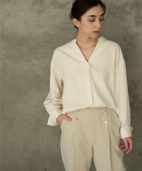 OPAQUE.CLIP（オペークドットクリップ）の「◆ウール調ツイル スキッパーブラウス（シャツ/ブラウス・レディース・アイボリー/ナチュラル/グレー系その他・42/38/40）」の13枚目の写真