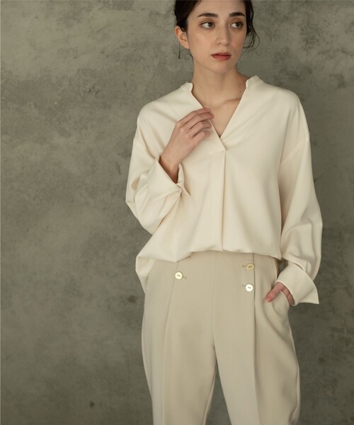 OPAQUE.CLIP（オペークドットクリップ）の「◆ウール調ツイル スキッパーブラウス（シャツ/ブラウス・レディース・アイボリー/ナチュラル/グレー系その他・42/38/40）」の14枚目の写真