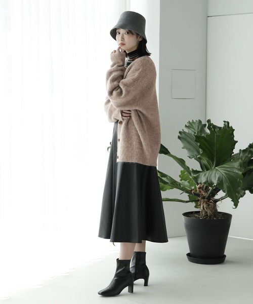 LAKOLE（ラコレ）の「5GシャギーVネックカーディガン / 182746（カーディガン/ボレロ・レディース・パープル/ベージュ/グリーン・SMALL/MEDIUM）」の18枚目の写真