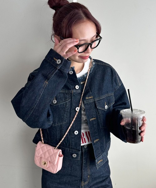 DISCOAT（ディスコート）の「【WEB限定】キルティングミニミニショルダーバッグ（ショルダーバッグ・レディース・ブラック/サックスブルー/ピンク/シルバー/アイボリー/オレンジ・FREE）」の4枚目の写真