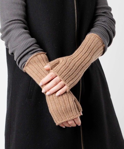 TWEED MILL（ツイードミル）の「TWEEDMILL FINGERLESS GLOVES ツイードミル ハンドウォーマー（手袋・レディース・ブラック/ブラウン系1/ブラウン系2/グレー/ブラウン系3/ベージュ系1/オフホワイト/ブラウン/ベージュ・ONE SIZE）」の5枚目の写真