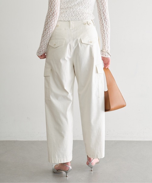 GALLARDAGALANTE（ガリャルダガランテ）の「バックサテンカーゴパンツ（カーゴパンツ・レディース・ホワイト/カーキ・0/1）」の14枚目の写真