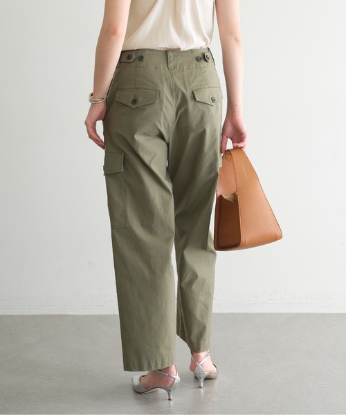 GALLARDAGALANTE（ガリャルダガランテ）の「バックサテンカーゴパンツ（カーゴパンツ・レディース・ホワイト/カーキ・0/1）」の8枚目の写真
