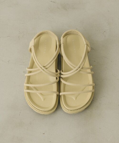 RETRO GIRL（レトロガール）の「ストラップサンダル（サンダル・レディース・ブラック/ベージュ/ナチュラル・MEDIUM/LARGE）」の9枚目の写真