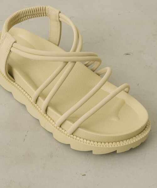 RETRO GIRL（レトロガール）の「ストラップサンダル（サンダル・レディース・ブラック/ベージュ/ナチュラル・MEDIUM/LARGE）」の11枚目の写真