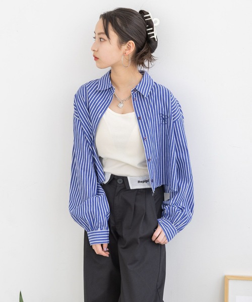 repipi armario(レピピ アルマリオ)の「ストライプカットオフショートシャツ(シャツ/ブラウス・キッズ・ブルー/サックスブルー・SMALL/MEDIUM/LARGE)」の16枚目の写真