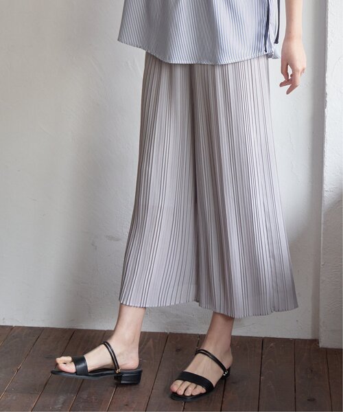 ikka(イッカ)の「シフォンプリーツガウチョパンツ(その他パンツ・レディース・ブラック/ミント/スモークグレー・S/M/L)」の4枚目の写真