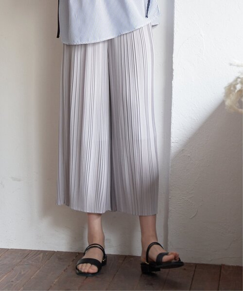 ikka(イッカ)の「シフォンプリーツガウチョパンツ(その他パンツ・レディース・ブラック/ミント/スモークグレー・S/M/L)」の5枚目の写真