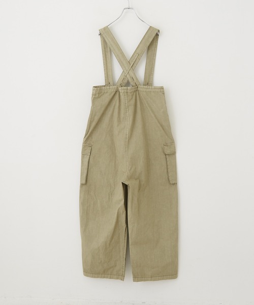 CUBE SUGAR（キューブシュガー）の「WEB限定コットンタイプライターサロペットパンツ（サロペット/オーバーオール・レディース・スミクロ/ベージュ・M）」の5枚目の写真