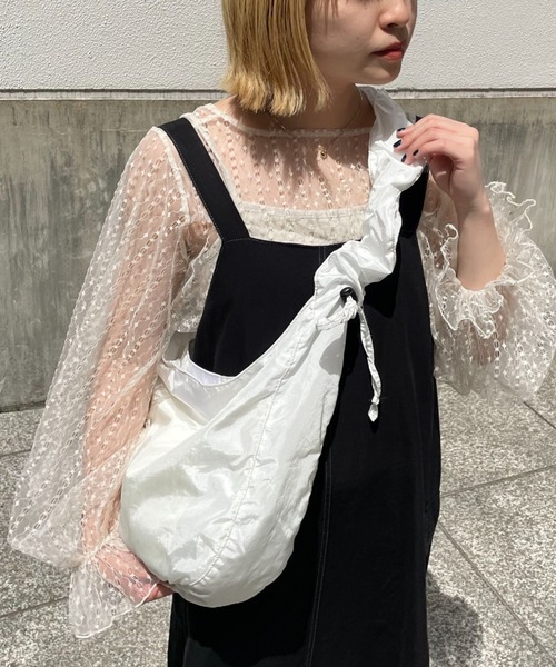 CIAOPANIC（チャオパニック）の「ギャザーハンドルショルダーバッグ（ショルダーバッグ・レディース・ブラック/オフホワイト/グリーン・FREE）」の18枚目の写真