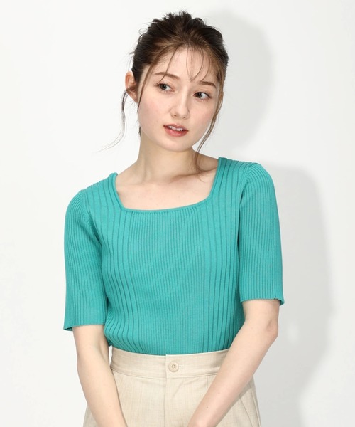 MISCH MASCH（ミッシュマッシュ）の「麻タッチスクエアネック半袖ニット（ニット/セーター・レディース・ブラック/グリーン/ホワイト/ベージュ/ピンク/ワイン/モカ/ブルー系・MEDIUM）」の6枚目の写真