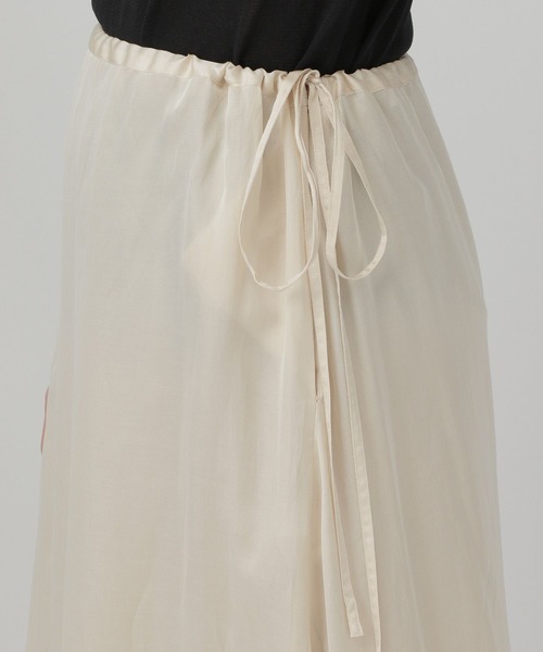 Chaos（カオス）の「Chaos(カオス)/フルートサテンスカート（スカート・レディース・ブラック/ベージュ・FREE）」の7枚目の写真