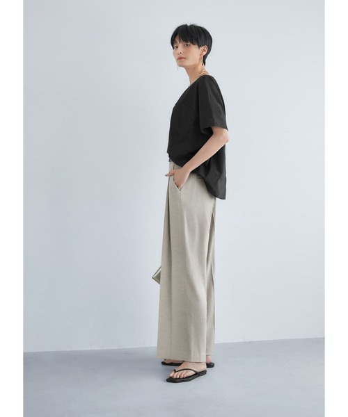 STYLE DELI(スタイルデリ)の「シワ加工ナイロンワイドブラウス(Tシャツ/カットソー・レディース・ブラック/ホワイト/ベージュ・FREE)」の6枚目の写真