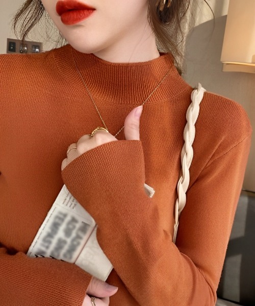 Miniministore(ミニミニストア)の「モックネックベーシックニットトップス(ニット/セーター・レディース・ブラウン/ブラック/ベージュ/オフホワイト/ライトグレー/オレンジ・FREE)」の6枚目の写真