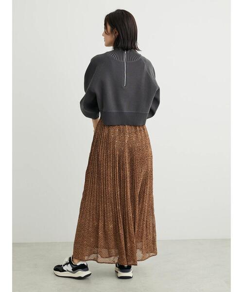 KBF(ケイビーエフ)の「KBF2wayクロップドスウェットライクプルオーバー(スウェット・レディース・オレンジ/チャコールグレー/グリーン・FREE)」の15枚目の写真