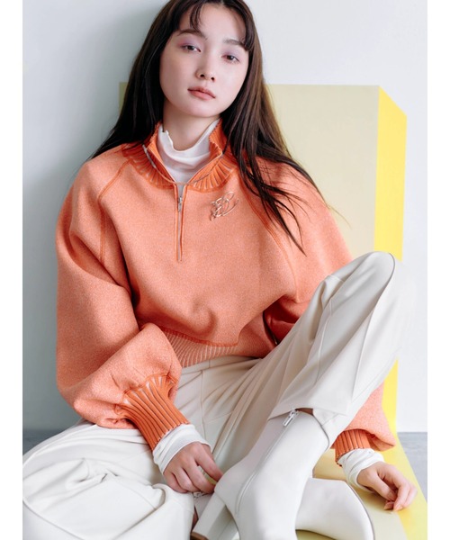 KBF(ケイビーエフ)の「KBF2wayクロップドスウェットライクプルオーバー(スウェット・レディース・オレンジ/チャコールグレー/グリーン・FREE)」の5枚目の写真