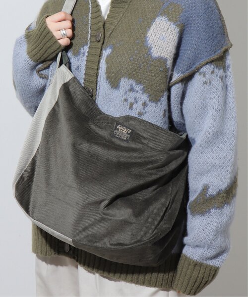 DOUBLE NAME（ダブルネーム）の「コーデュロイBIGショルダーバッグ（ショルダーバッグ・レディース・ブラック/カーキ/ベージュ・FREE）」の22枚目の写真
