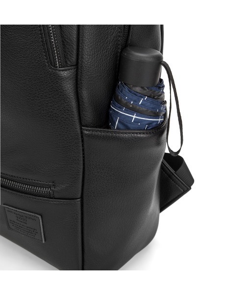 GUSCIO UOMO（グッシオ ウォーモ）の「【グッシオ ウォーモ】PUレザー型押しビジネスリュック　A4対応（ビジネスバッグ・メンズ・ネイビー/ブラック/グレー/カーキ・FREE）」の19枚目の写真