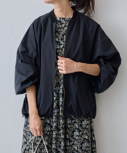 BEARDSLEY（ビアズリー）の「ドルマンボリュームブルゾン（ミリタリージャケット・レディース・ブラック/カーキ・FREE）」の8枚目の写真