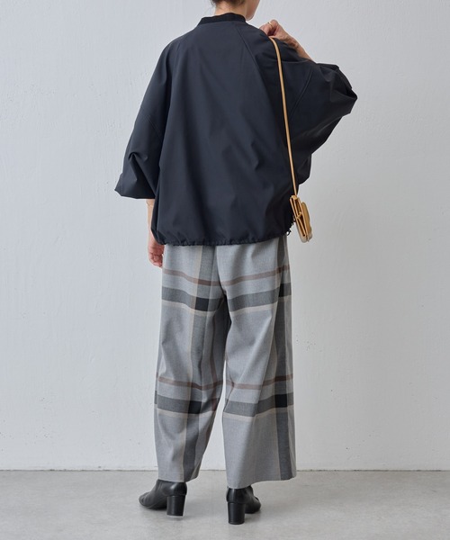 BEARDSLEY（ビアズリー）の「ドルマンボリュームブルゾン（ミリタリージャケット・レディース・ブラック/カーキ・FREE）」の19枚目の写真