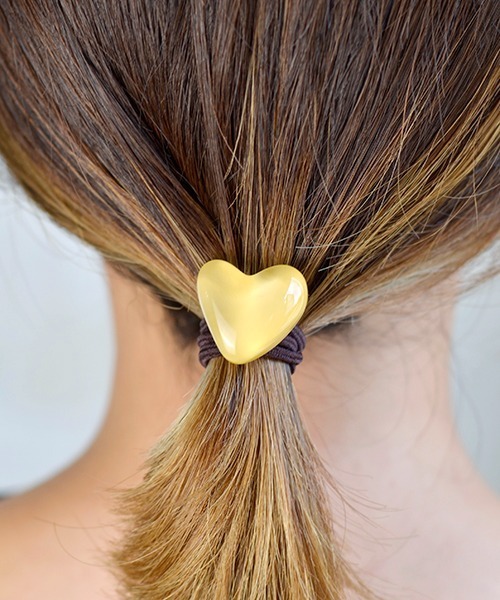 Fun & Daily（ファンアンドデイリー）の「F&D : カラーハートヘアゴム（ヘアゴム・レディース・ベージュ/パープル/アイボリー/イエロー/オレンジ/ブルー・FREE）」の15枚目の写真