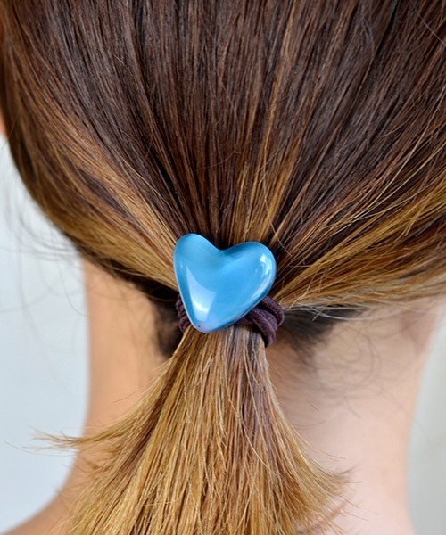 Fun & Daily（ファンアンドデイリー）の「F&D : カラーハートヘアゴム（ヘアゴム・レディース・ベージュ/パープル/アイボリー/イエロー/オレンジ/ブルー・FREE）」の18枚目の写真