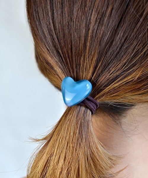 Fun & Daily（ファンアンドデイリー）の「F&D : カラーハートヘアゴム（ヘアゴム・レディース・ベージュ/パープル/アイボリー/イエロー/オレンジ/ブルー・FREE）」の19枚目の写真