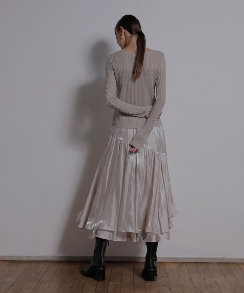 MIELI INVARIANT（ミエリインヴァリアント）の「Glitter Sheer Knit Cardigan（カーディガン/ボレロ・レディース・モカ/ベージュ系その他/ブラック・FREE）」の6枚目の写真