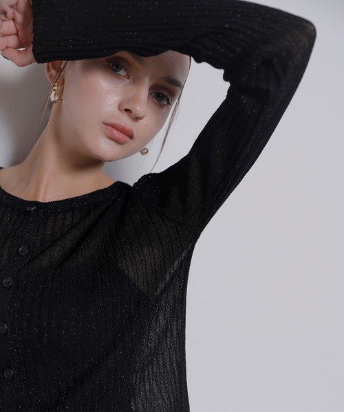 MIELI INVARIANT（ミエリインヴァリアント）の「Glitter Sheer Knit Cardigan（カーディガン/ボレロ・レディース・モカ/ベージュ系その他/ブラック・FREE）」の17枚目の写真