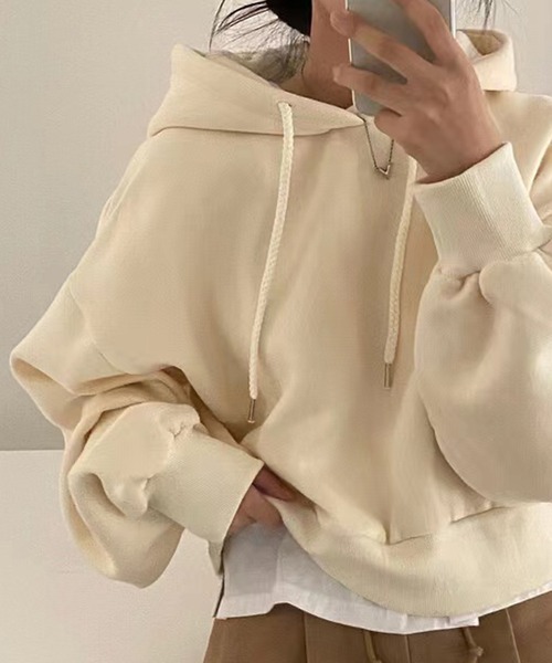 LAFFMO（ラフモ）の「ボリュームスリーブフーディー（パーカー・レディース・ダークグレー/ベージュ/グリーン/ネイビー・F）」の14枚目の写真