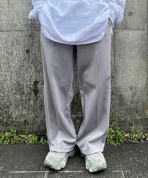 Figments(フィグメンツ)の「パイピングジャージパンツ(その他パンツ・レディース・グレー/ブラック・MEDIUM/LARGE)」の1枚目の写真