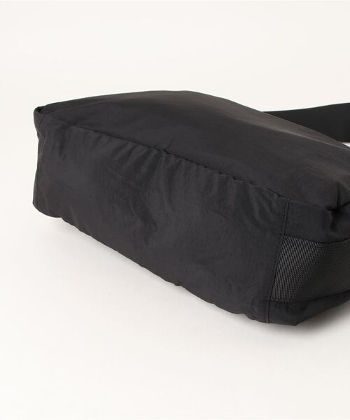 3.3 Field Trip （3.3フィールドトリップ）の「【UNISEX】3.3 Field Trip／ボゴタショルダーBAG（ショルダーバッグ・レディース・ブラック/ベージュ/カーキ/グレー・0）」の9枚目の写真