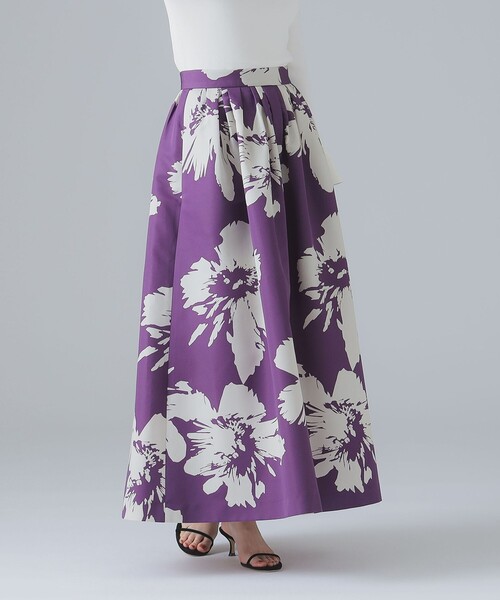 EFFE BEAMS（エッフェビームス）の「M・fil / フラワープリント フレアスカート（スカート・レディース・ブラック/パープル・36/38）」の19枚目の写真