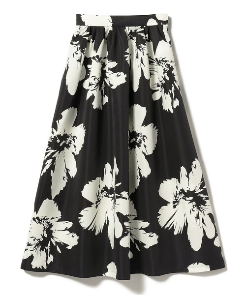 EFFE BEAMS（エッフェビームス）の「M・fil / フラワープリント フレアスカート（スカート・レディース・ブラック/パープル・36/38）」の14枚目の写真