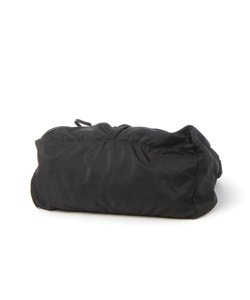 tiny tiny（ティニーティニー）の「ギャザードロストバッグ[tiny tiny(ティニーティニー)]（ショルダーバッグ・レディース・グリーン/アイボリー/ブラック/ブラック系その他/ピンク系その他/オレンジ・0）」の9枚目の写真