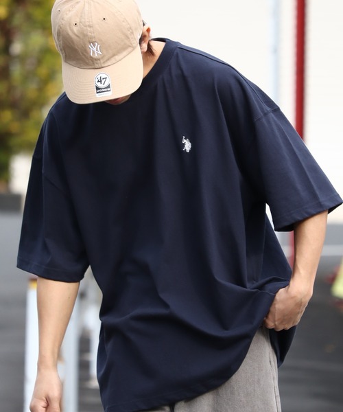 U.S. POLO ASSN.(ユーエスポロアッスン)の「【U.S. POLO ASSN./ユーエスポロアッスン】 オーバーサイズ ポニー刺繍 ショートスリーブTシャツ(Tシャツ/カットソー・メンズ・ペールイエロー/サックスブルー/ブラック/杢グレー/ダークグリーン/ネイビー/ベージュ/ピンク/ホワイト/チャコールグレー/アッシュグレー/ライトピンク/ダークブラウン/ブラック系1/オートミール・LL/L/M/S)」の11枚目の写真