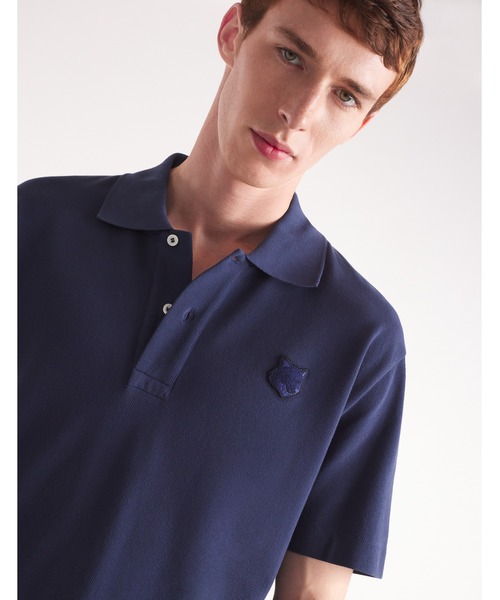 Maison Kitsune（メゾンキツネ）の「BOLD FOX HEAD PATCH COMFORT POLO（ポロシャツ・メンズ・ブルー系その他2/ブラウン系その他/カーキ系/グレー/ブラック/ブルー系その他/アッシュ/ブルーグリーン/モカ/ライトベージュ/ターコイズブルー系・XL/L/M/S/XS/XXL）」の8枚目の写真
