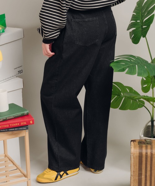 MUHET（ミュエータ）の「【セットアップ可能】ストレートデニムパンツ（デニムパンツ・レディース・ブラック/ブルー/ダークインディゴブルー・MEDIUM/SMALL/X-SMALL/LARGE）」の17枚目の写真