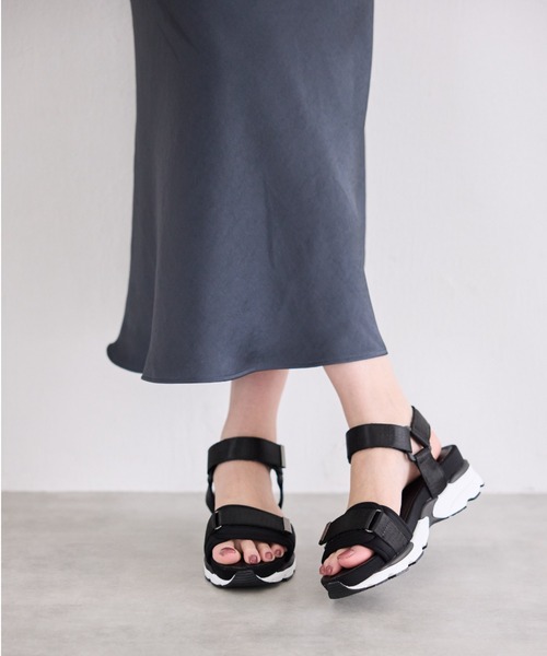 JELLY BEANS（ジェリービーンズ）の「ジップベルトスポーツサンダル (211-30295)JELLY BEANS(ジェリービーンズ)（サンダル・レディース・ブラック/アイボリー/ライトピンク・S/M/L）」の6枚目の写真