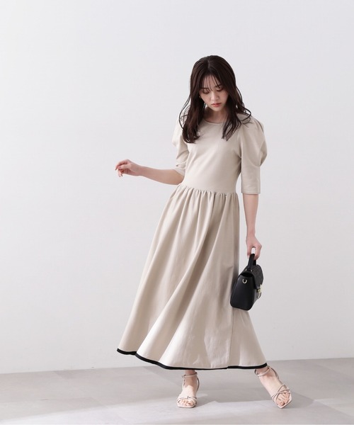 PROPORTION BODY DRESSING(プロポーションボディドレッシング)の「バイカラーニットワンピース / 1214140416(ワンピース・レディース・ベージュ/ブラック・SMALL/MEDIUM)」の5枚目の写真