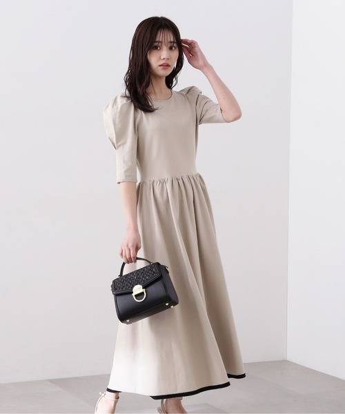 PROPORTION BODY DRESSING(プロポーションボディドレッシング)の「バイカラーニットワンピース / 1214140416(ワンピース・レディース・ベージュ/ブラック・SMALL/MEDIUM)」の6枚目の写真