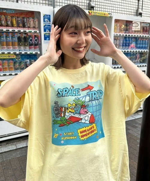 Candy Stripper(キャンディストリッパー)の「SPACE TRIP BIG BIG Tシャツ(Tシャツ/カットソー・レディース・イエロー/パープル/オフホワイト/ブラック・2)」の17枚目の写真