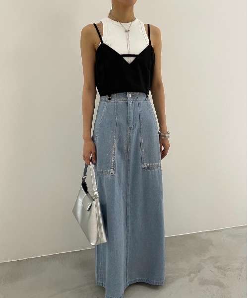 AIC.（エーアイシー）の「バックスリット箔プリントデニムロングスカート（デニムスカート・レディース・ライトブルー/ブラック・FREE）」の14枚目の写真