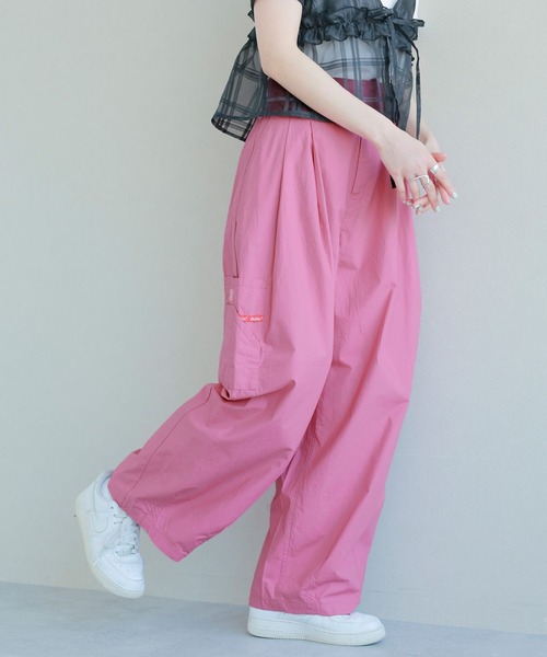 Dickies（ディッキーズ）の「【Dickies/ディッキーズ】2タック/ダンプバルーンワイドパンツ（チノパンツ・レディース・ピンク系その他/ブラック/ブルー・FREE）」の18枚目の写真