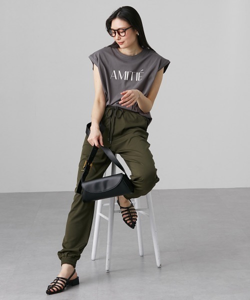 slattgir(スラットジール)の「高身長 着心地ラクチンボリュームカットソージョガーパンツ(セットアップ対応)丈長め・トールサイズ(その他パンツ・レディース・ベージュ/ブラック/カーキ・5L/M/L/LL/3L/4L)」の4枚目の写真