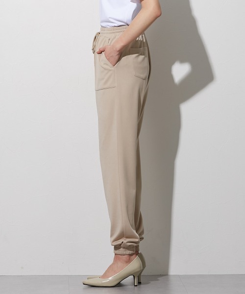 slattgir(スラットジール)の「高身長 着心地ラクチンボリュームカットソージョガーパンツ(セットアップ対応)丈長め・トールサイズ(その他パンツ・レディース・ベージュ/ブラック/カーキ・5L/M/L/LL/3L/4L)」の15枚目の写真