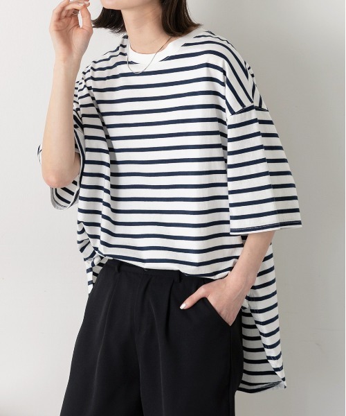 ad thie(アドティエ)の「裾ラウンド ボーダーTシャツ(Tシャツ/カットソー・レディース・モスグリーン/ネイビー/ピンク/オフホワイト/ライトブルー/ブラック/モカ・MEDIUM/LARGE)」の6枚目の写真