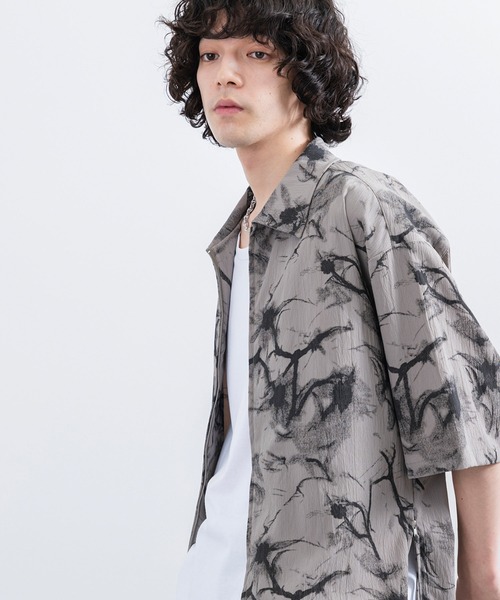 JUNRED(ジュンレッド)の「【 追加生産 】サイドスリットZIPシャツ(シャツ/ブラウス・メンズ・グレー/ブラック・L/M/S)」の4枚目の写真